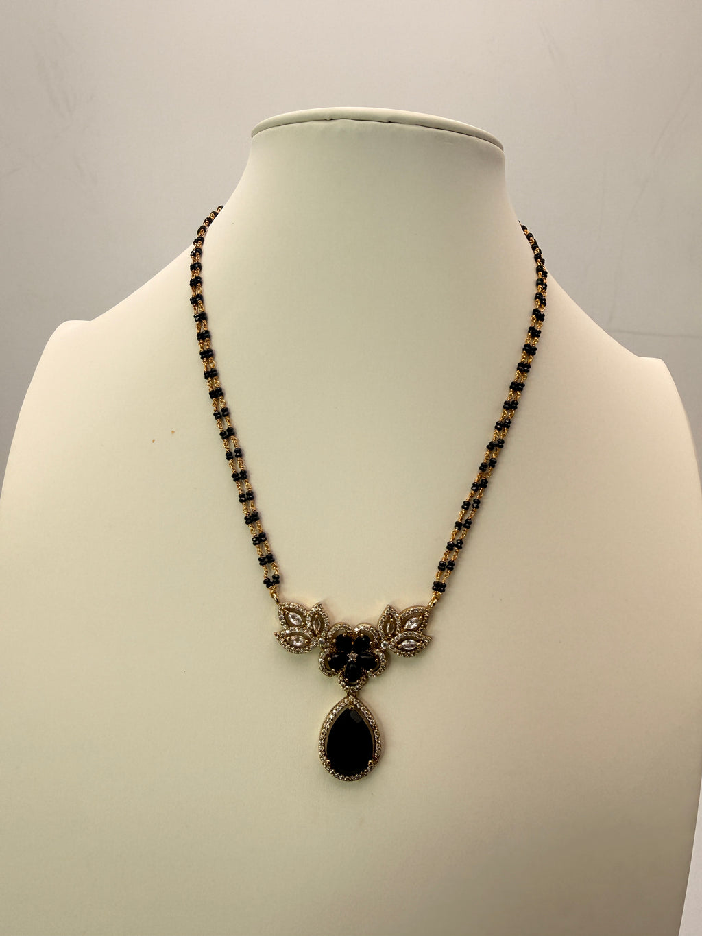 Original Black Diamond Cut Beads Necklace with Black Stone Locket – 17 Inches