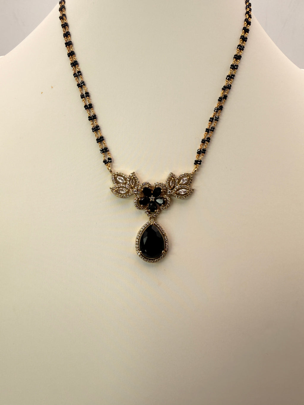 Original Black Diamond Cut Beads Necklace with Black Stone Locket – 17 Inches