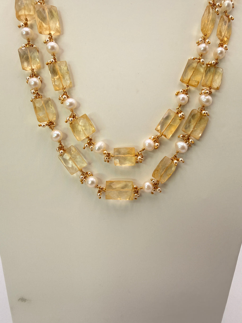 Natural Citrine with Freshwater Pearls & Handmade Gold Kattulu Kattu Teega – Premium Gold Mixing